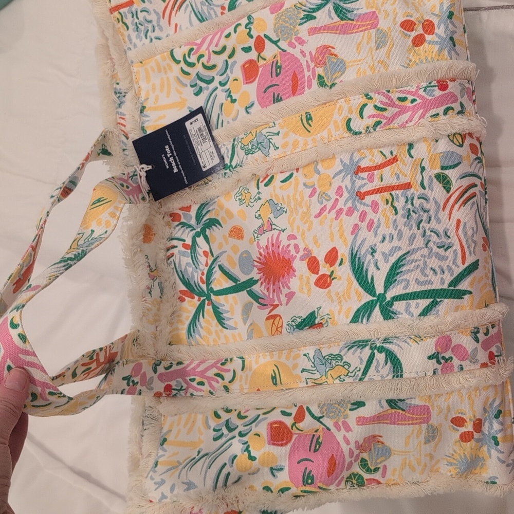 NWT Roller Rabbit X Target Beach Tote - Picture 2 of 2